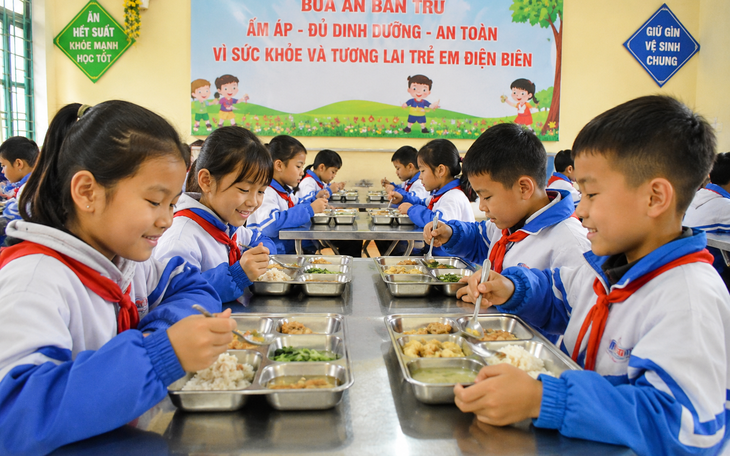Hà Nội thống nhất quy trình tổ chức bữa ăn bán trú cho học sinh- Ảnh 3.