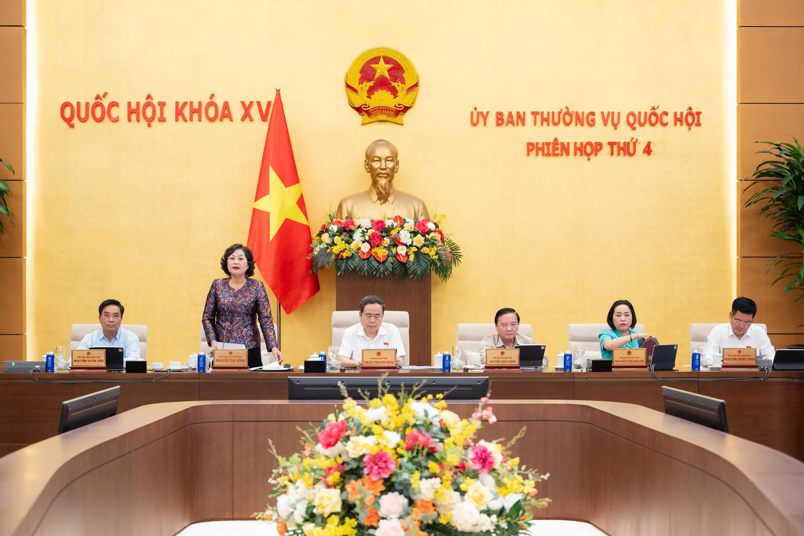 pctqh-1784003854573684429188 Sửa đổi luật về tiền tệ, ngân hàng- Ảnh 1.