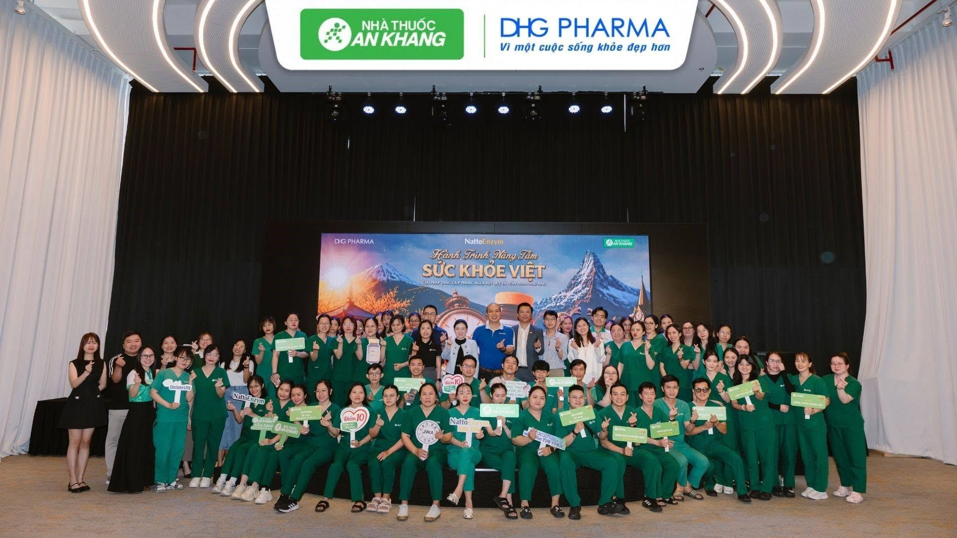 1-17872222719391567554966 Nhà thuốc An Khang liên tục nỗ lực chuyển mình, nâng tầm chất lượng dịch vụ- Ảnh 1.