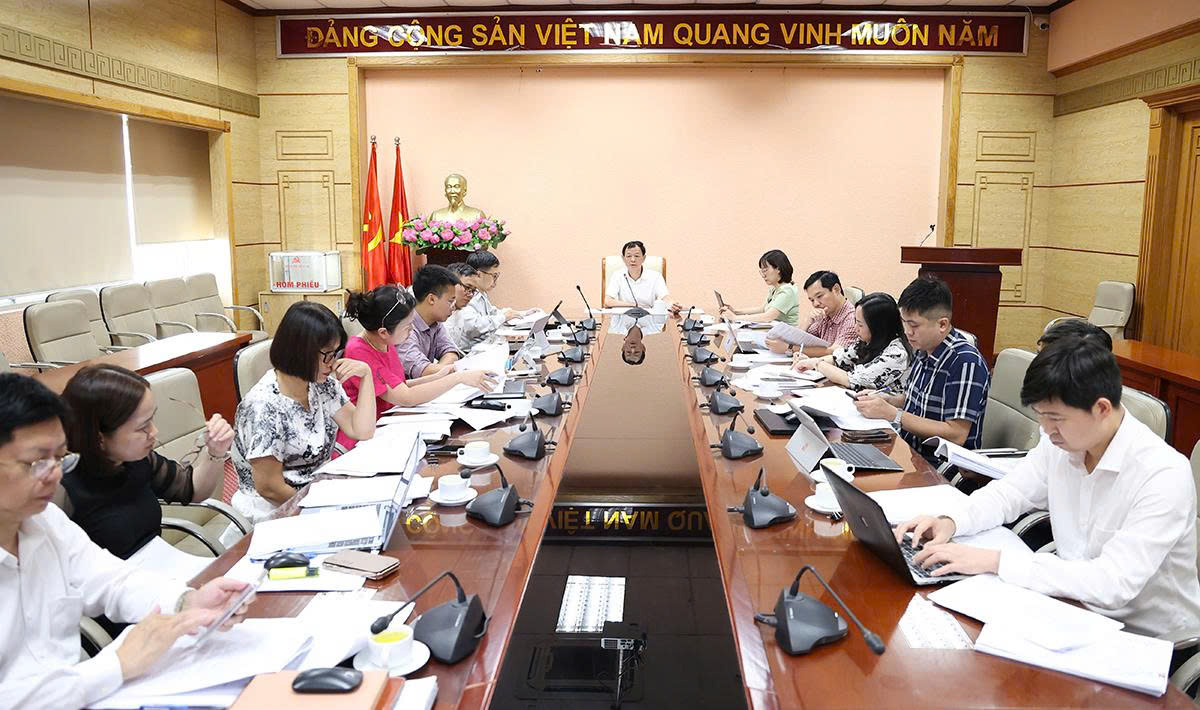 Cải cách Hệ thống Phân phối Dược: Đảm bảo Người Dân Được Tiếp Cận Thuốc Kịp Thời