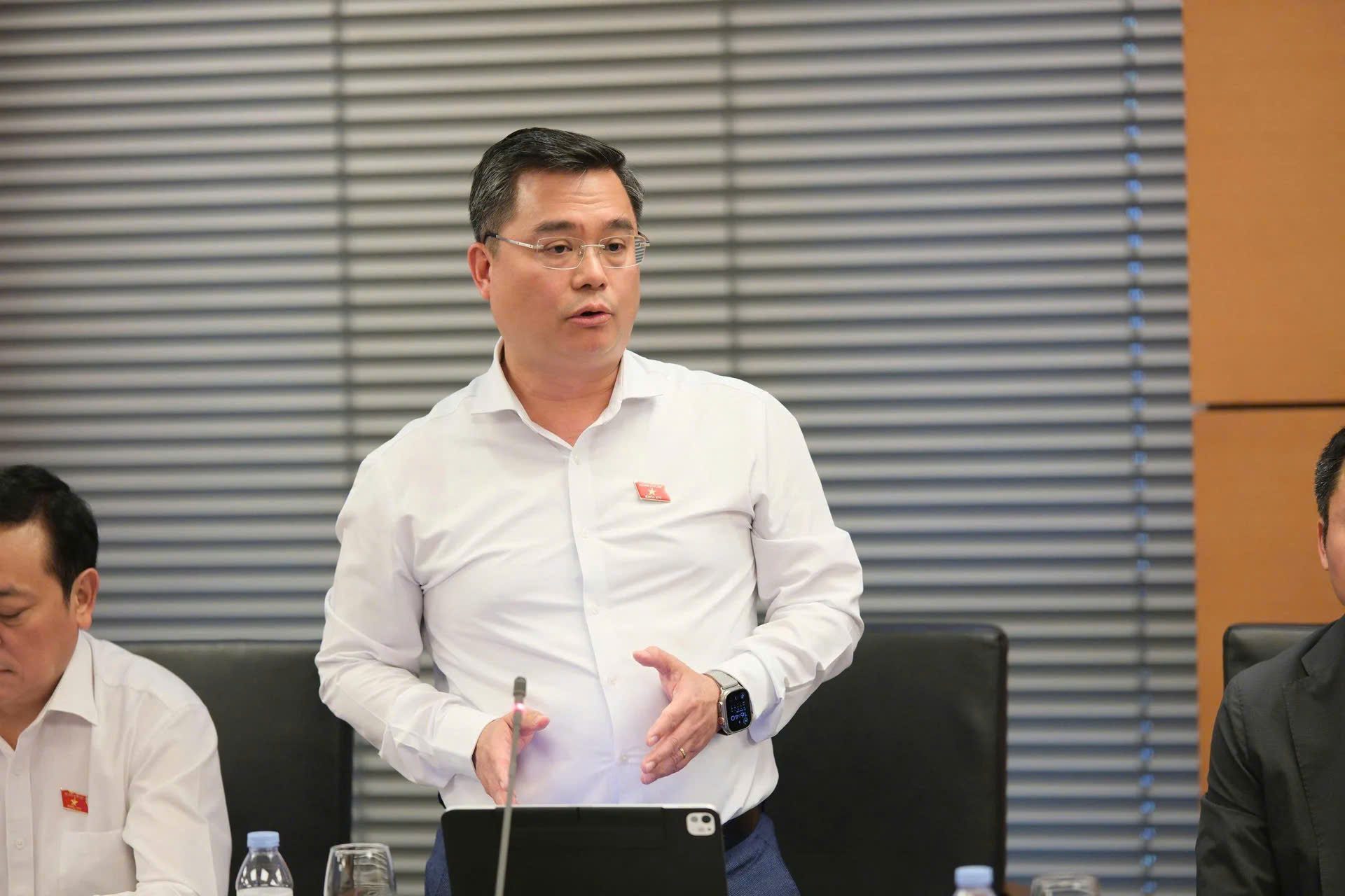 ĐBQH đồng thuận 'siết' tài sản mã hóa để phòng, chống rửa tiền, tài trợ khủng bố - Ảnh 1.