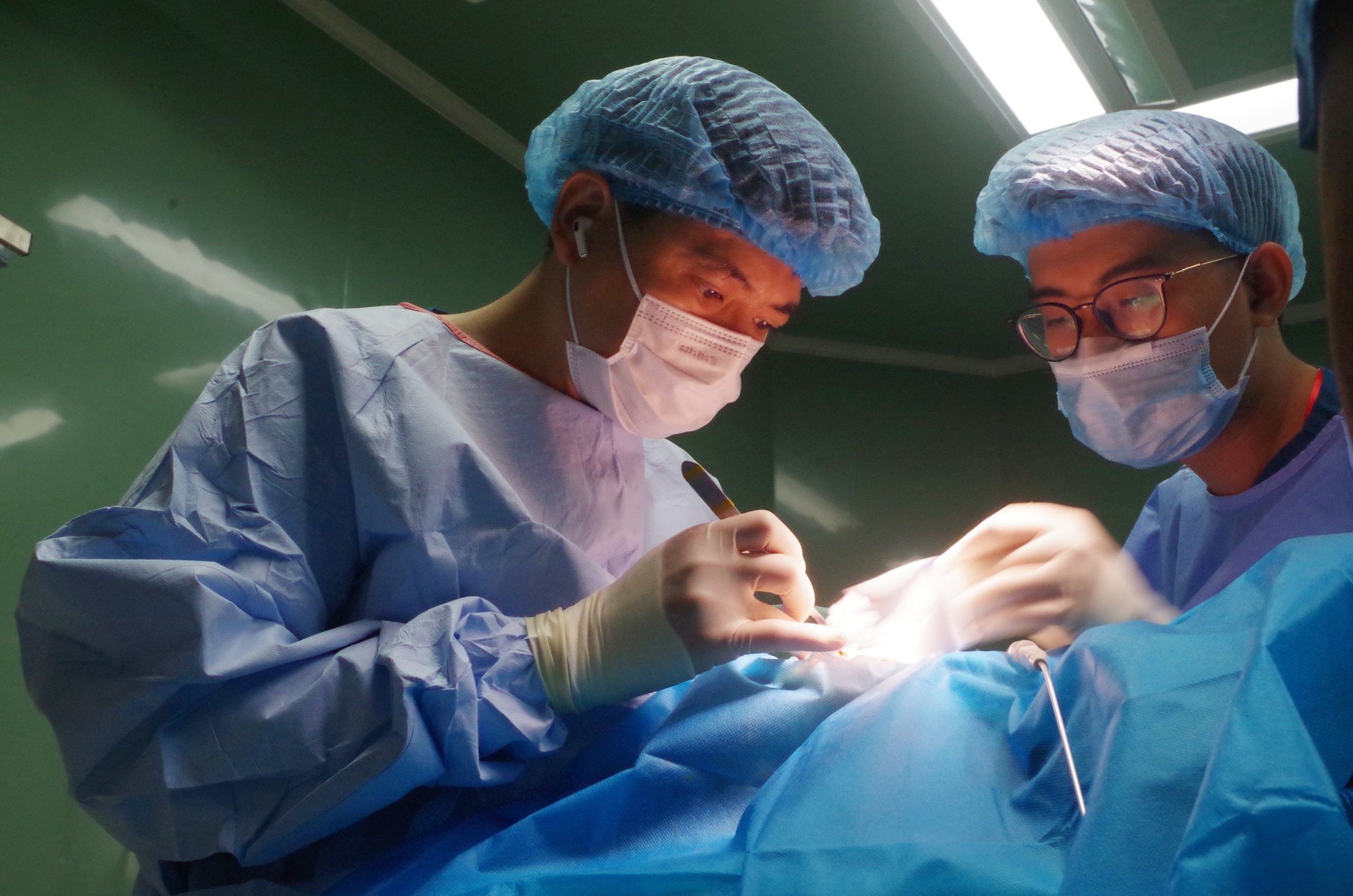 Cuộc Cứu Sống Ấn Tượng Trên Không Trung: Hành Trình Của Bác Sĩ Đỗ Tiến Hải