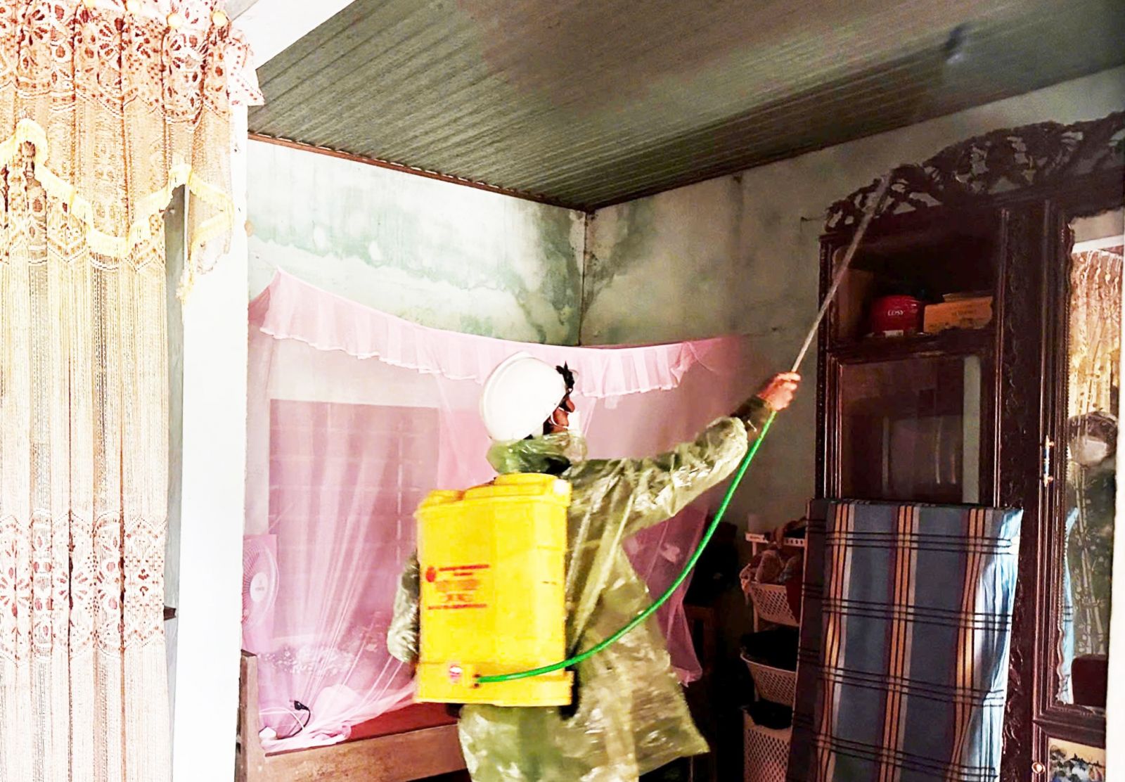 Mưa nắng không ổn định gây sốt xuất huyết - Ảnh 2.