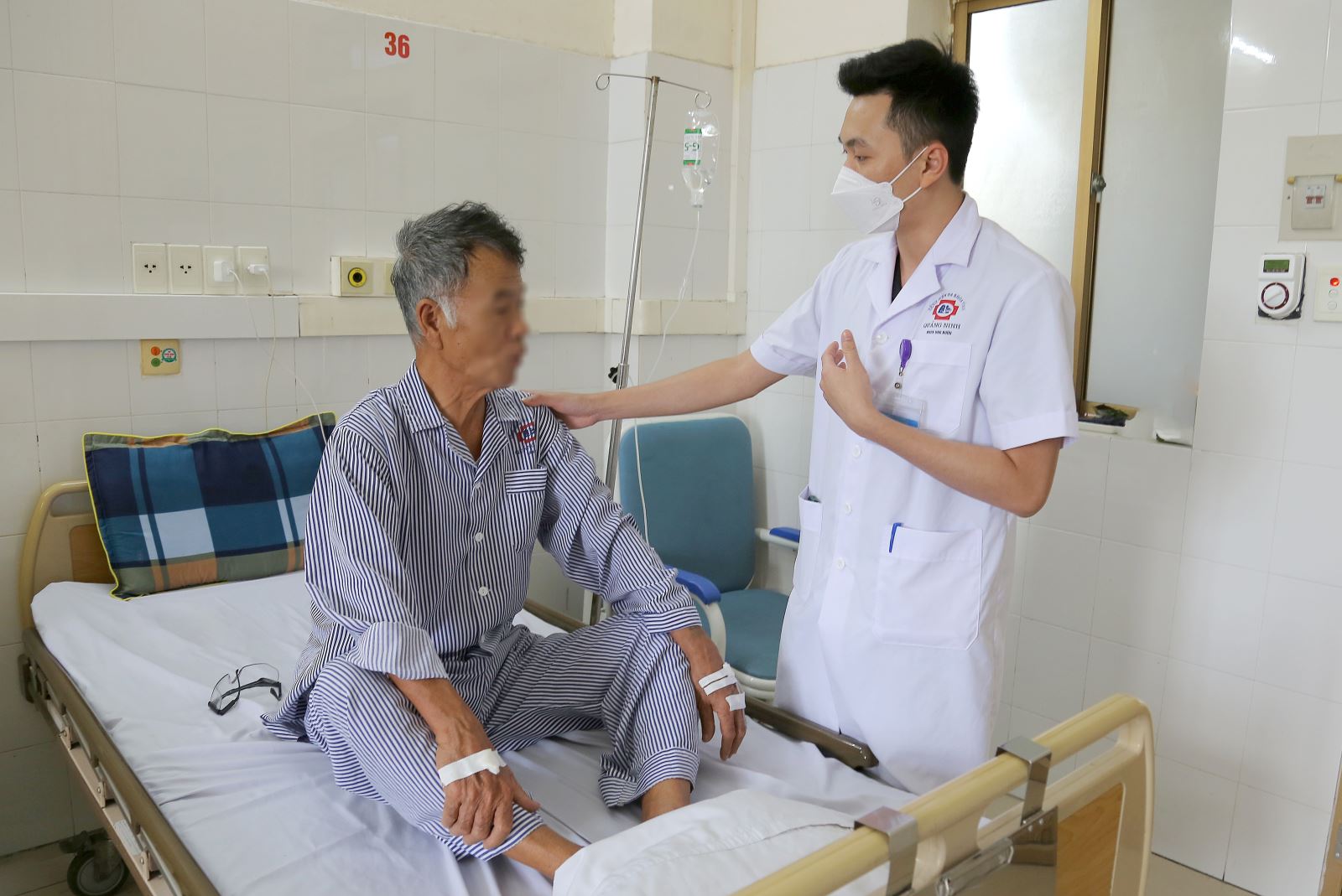 Khám Phá Đột Phá Trong Điều Trị Ung Thư Thực Quản Giai Đoạn Sớm