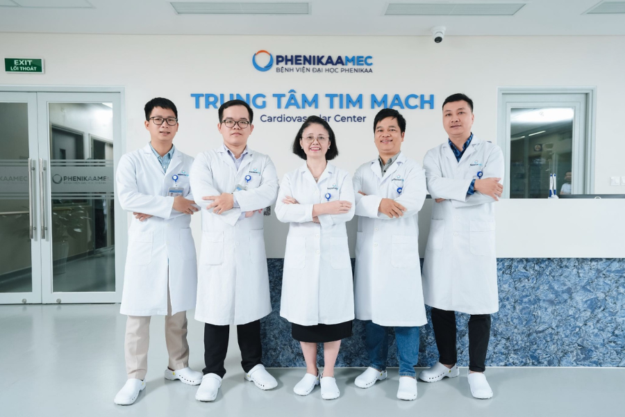 Đội ngũ bác sĩ tại PhenikaaMec