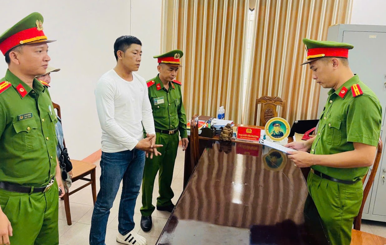Xử Lý Tình Huống Bạo Lực Giữa Các Tài Xế Xe Khách: Điều Cần Biết