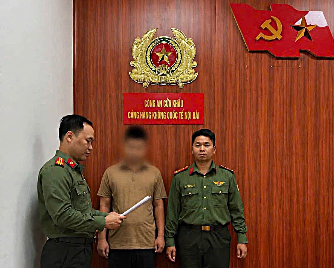 Chấn chỉnh tình trạng môi giới tại sân bay Nội Bài: Thực trạng và biện pháp quản lý