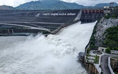 Bão Số 4: Nỗ Lực Cứu Hộ Xuồng Máy Giữa Biển Khơi