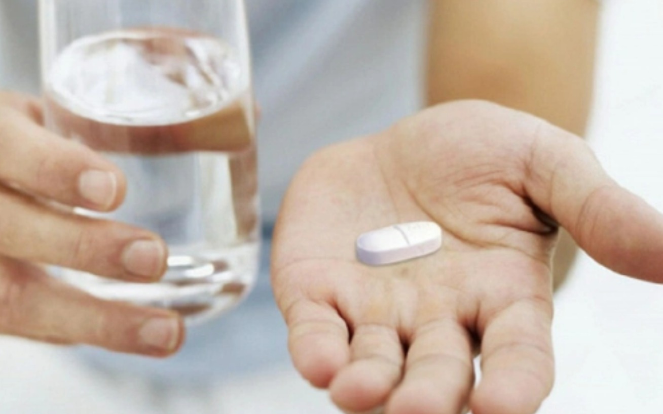 Một số mẹo giúp tuân thủ dùng thuốc điều trị HIV uống mỗi ngày Tác động của việc uống thuốc HIV đều đặn