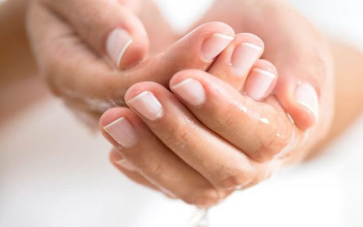 Ai có nguy cơ cao mắc viêm tuyến mồ hôi mủ và cách ứng phó hiệu quả