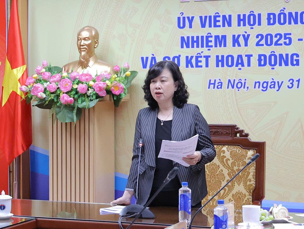 Bộ trưởng Đào Hồng Lan phát biểu tại phiên họp. Bộ trưởng Đào Hồng Lan: Định Hướng Đánh Giá Năng Lực Hành Nghề KCB
