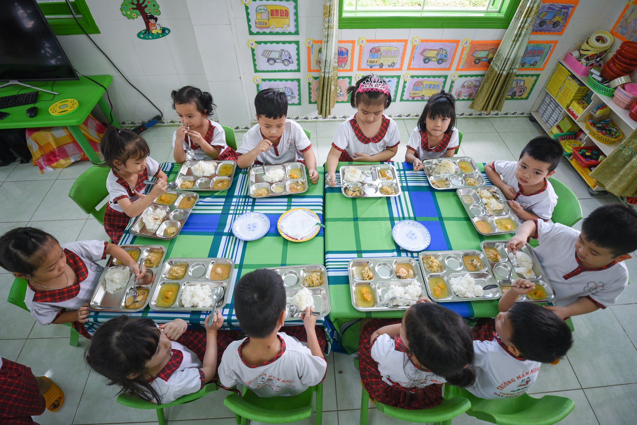 Xây Dựng Nền Tảng Vững Chắc Cho Sức Khỏe Học Đường Tại Việt Nam