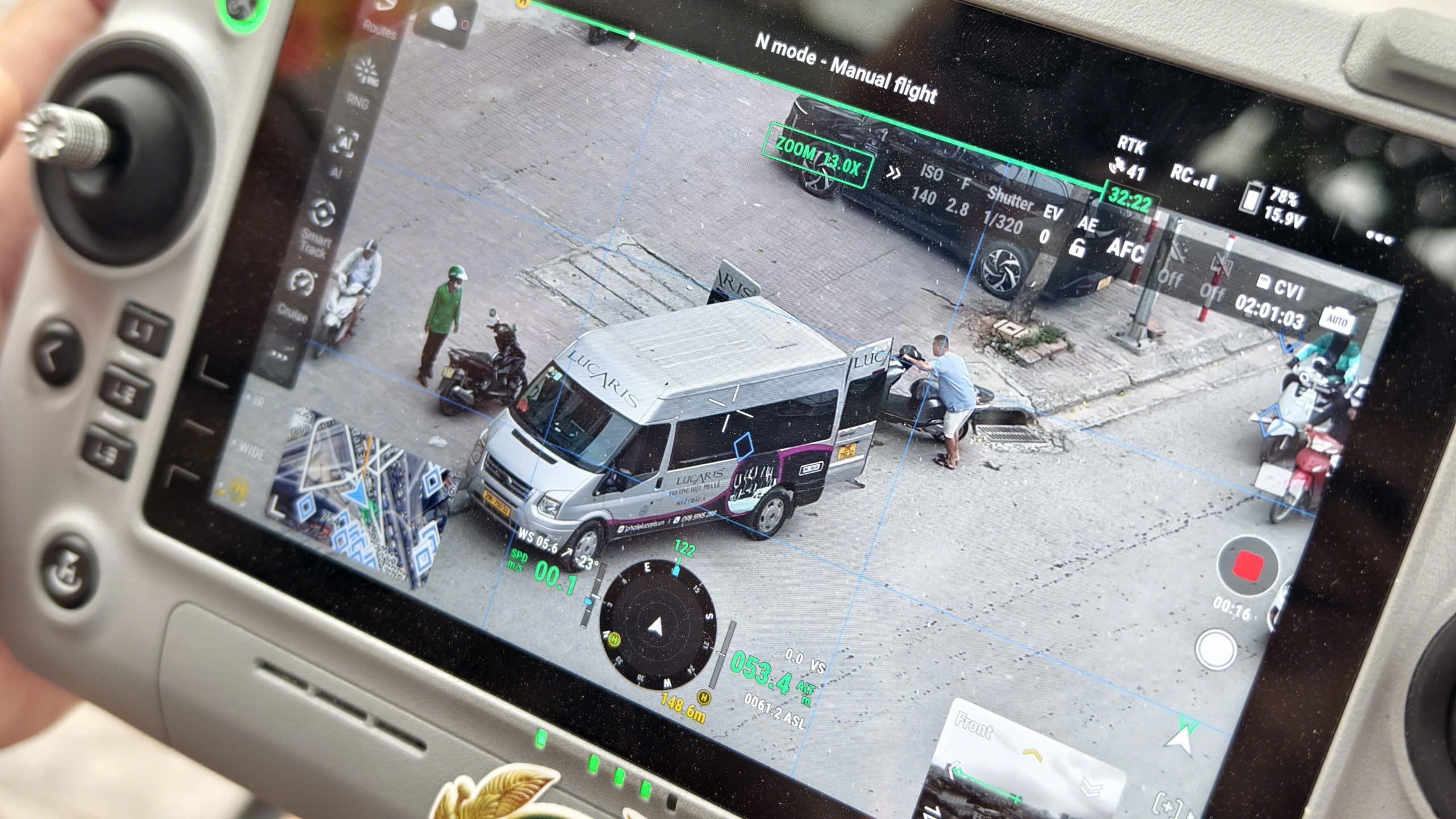 camera-ai-uav-vi-pham3-17867112397251266336930 Hà Nội dùng thiết bị bay không người lái ‘bắt lỗi' vi phạm từ trên cao- Ảnh 3.