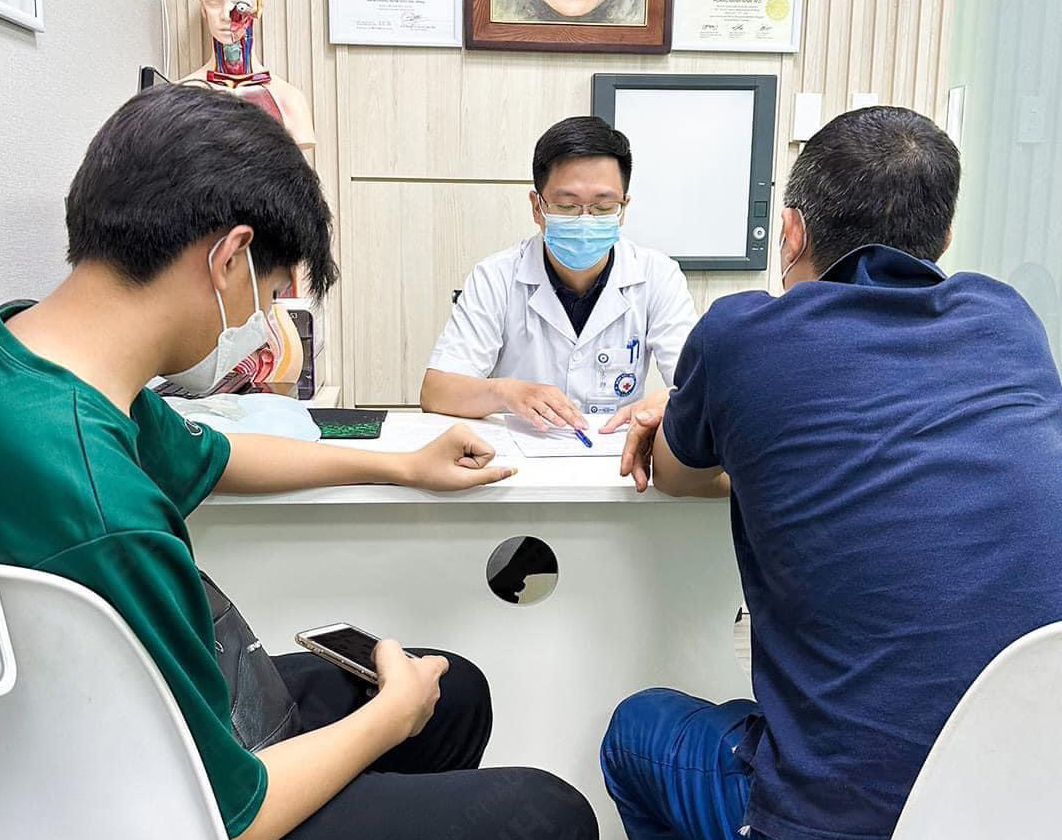 Khi nào nam giới thực sự cần phải cắt bao quy đầu - Ảnh 1.