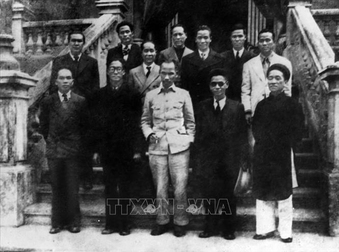 Lãnh Đạo Bền Vững: Điểm Nhấn Cách Mạng Tháng Tám 1945