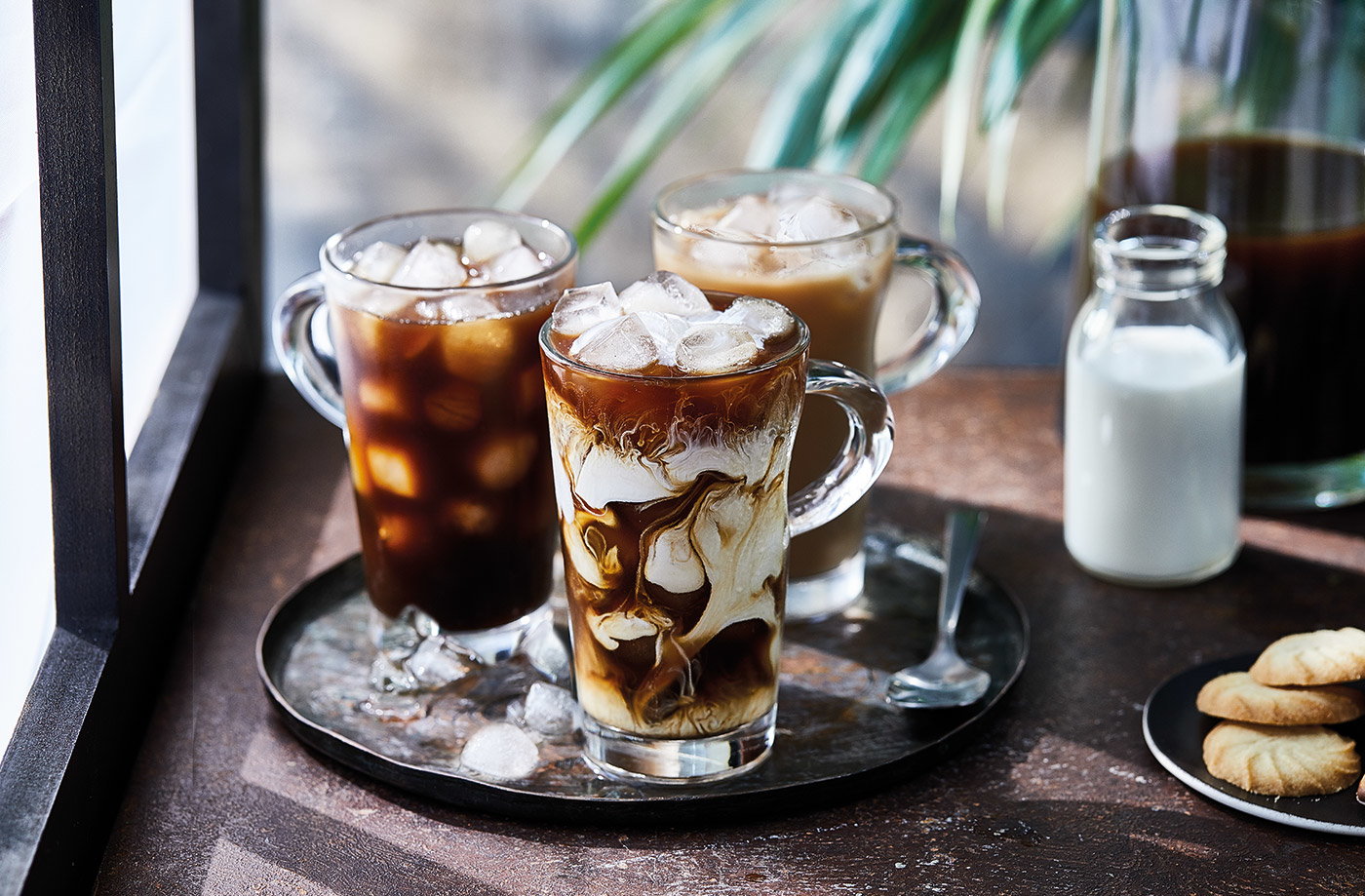 So Sánh Cold Brew và Cà Phê Truyền Thống: Lựa Chọn Nào Tốt Hơn Cho Dạ Dày?