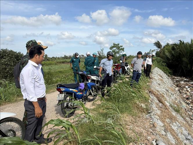 Khẩn Cấp Nguy Cơ Đê Bao Sông Hậu Tại Cù Lao Dung