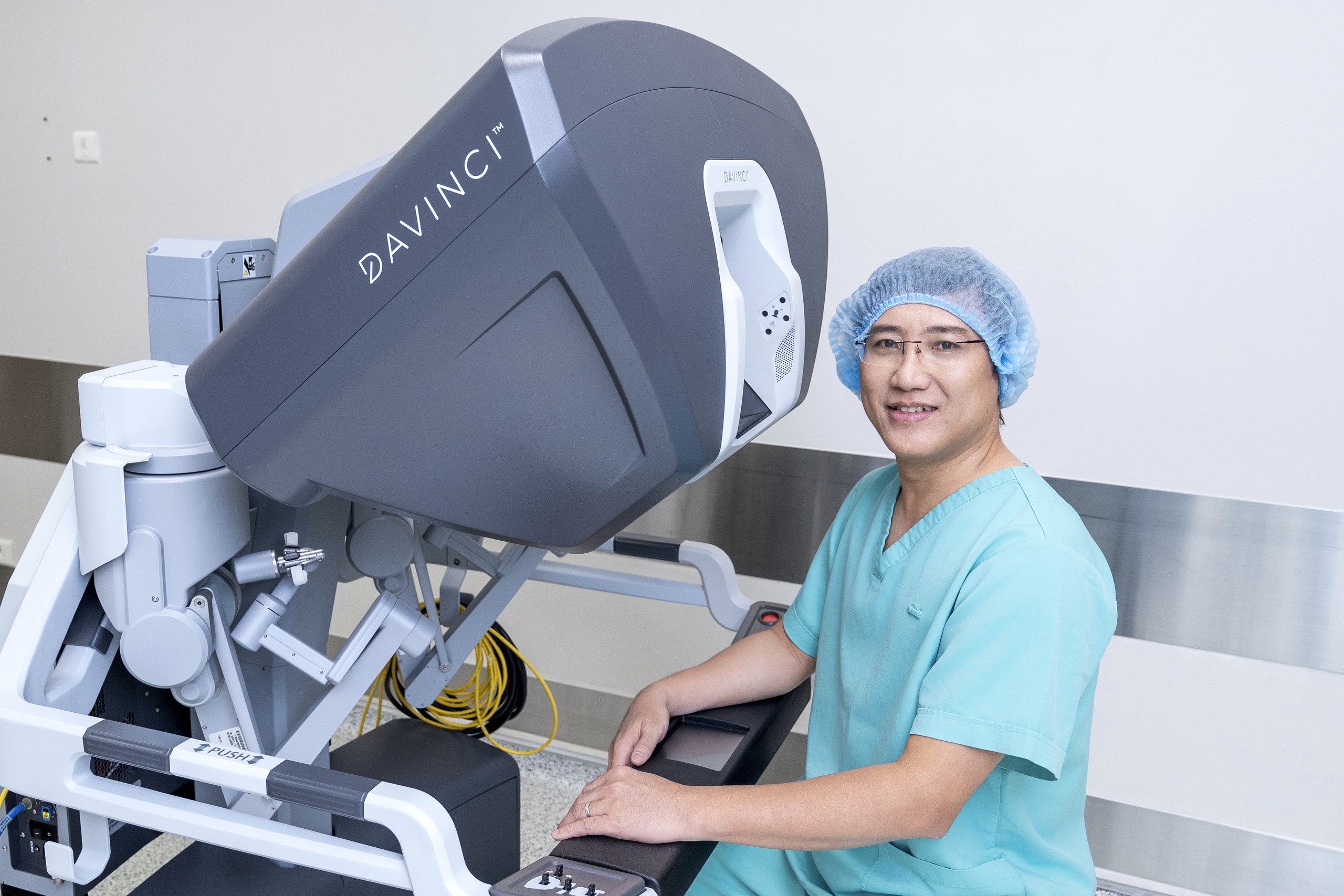 Giải Pháp Phẫu Thuật Phổi Hiện Đại: Sử Dụng Robot Da Vinci Xi Để Bảo Vệ Người Bệnh Sử Dụng Thuốc Chống Đông