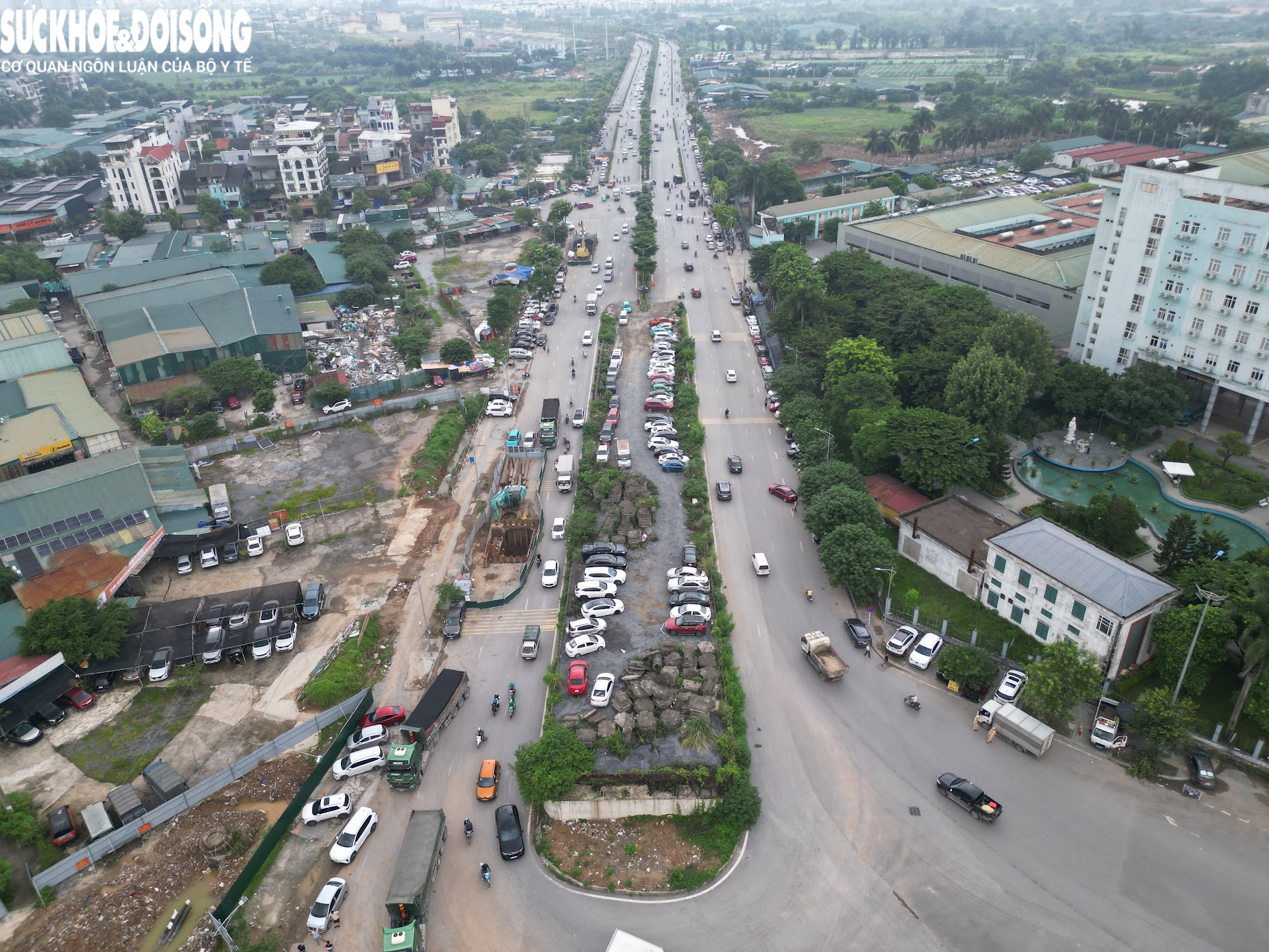 Nút giao Phạm Tu đang thi công