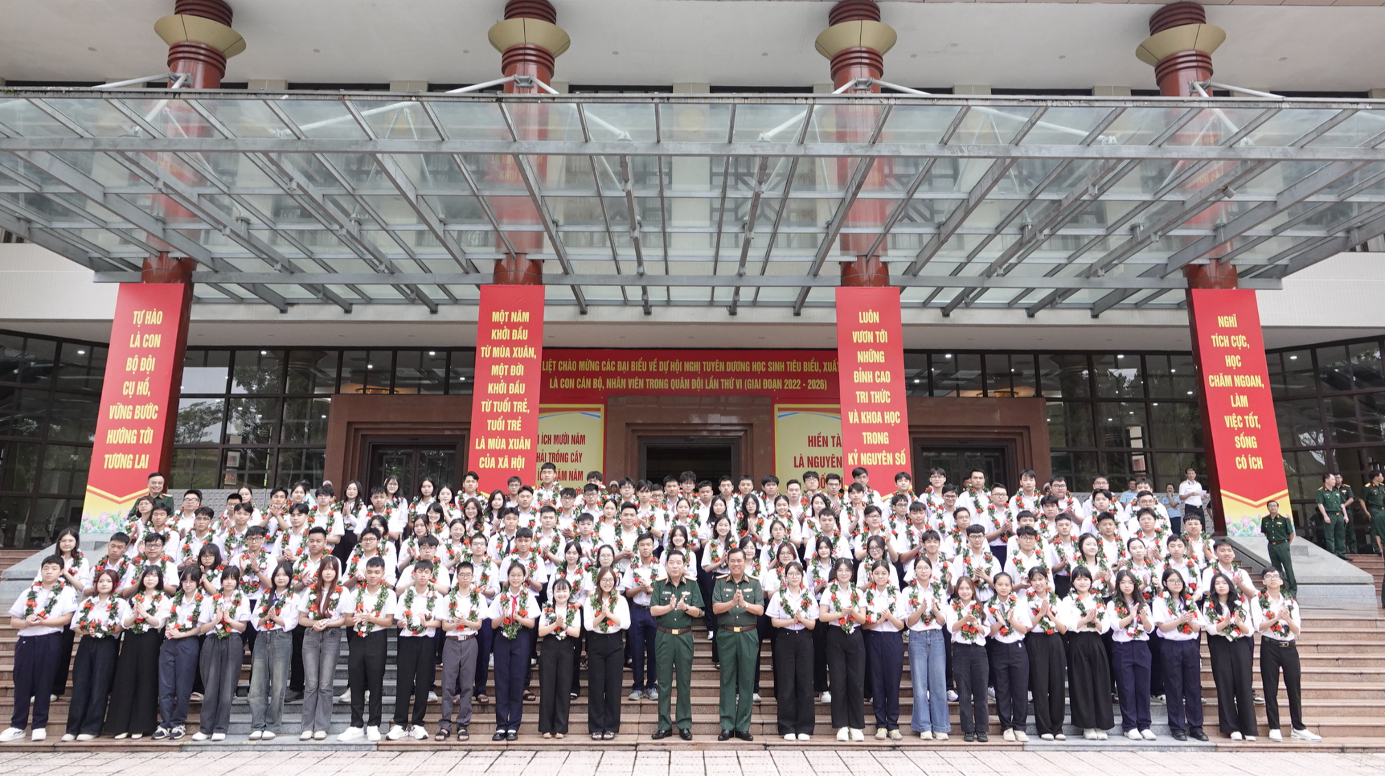 edit-screenshot-2026-08-06-at-80213pm-17860213767821263061557 Tuyên dương và khen thưởng 135 học sinh tiêu biểu con cán bộ Quân đội năm 2026 - Ảnh 1.