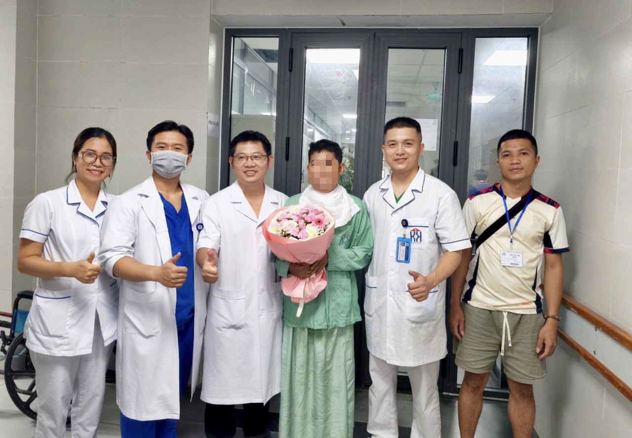 Câu chuyện cứu sống đáng kinh ngạc từ một ca ho ra máu nghiêm trọng - Ảnh 1.
