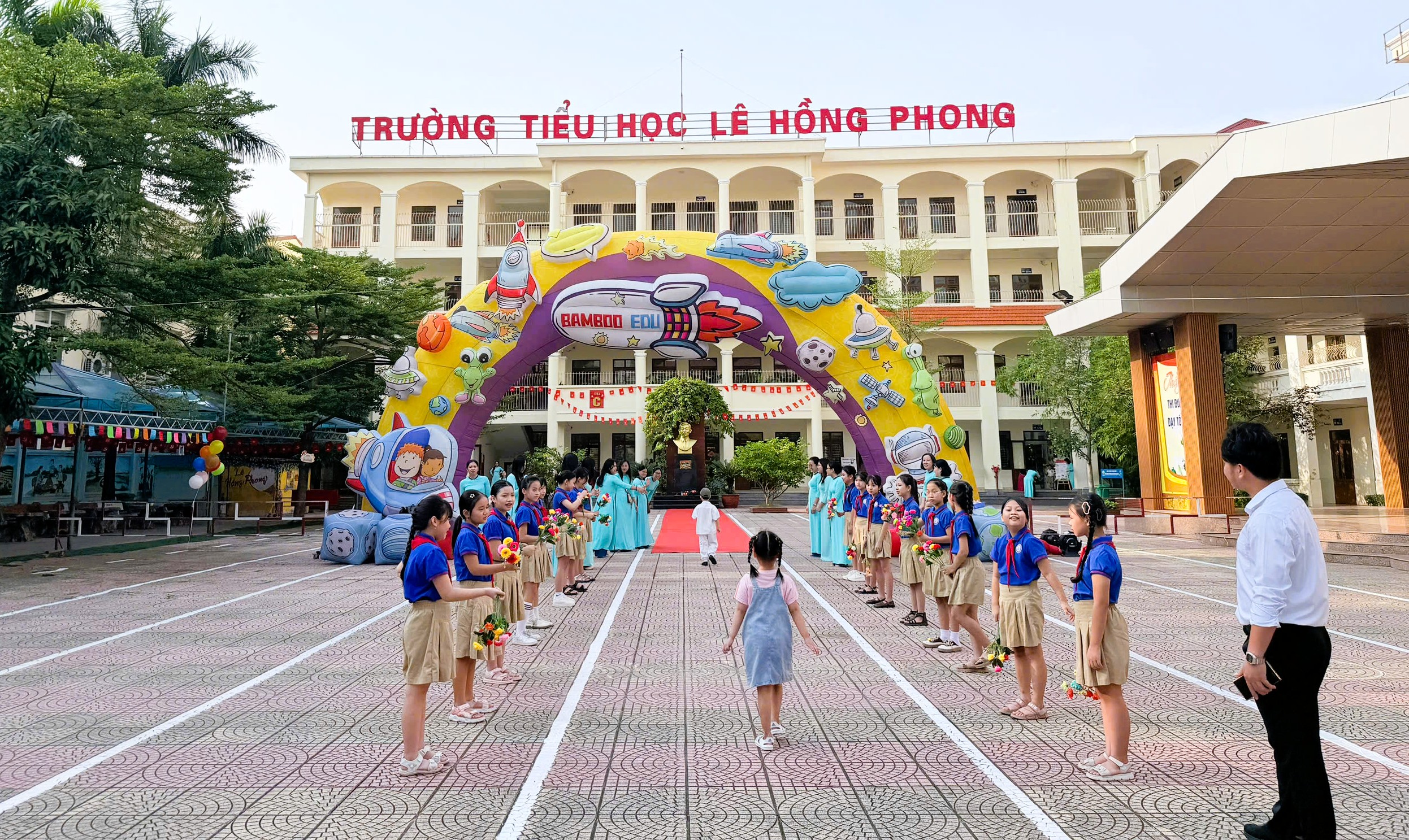 hai-phong-yeu-cau-khai-giang-nam-hoc-moi-trang-trong-an-toan-17867168279931742932376 Hải Phòng yêu cầu khai giảng năm học mới trang trọng, an toàn - Ảnh 1.