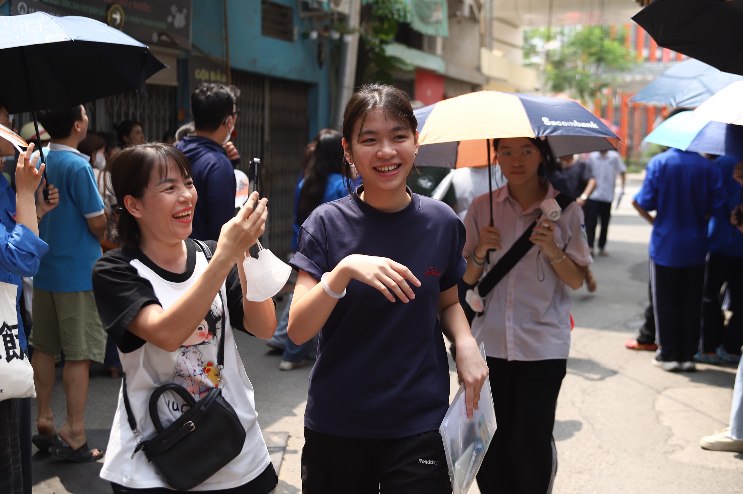 Nền Nhiệt Miền Bắc Tăng Cao Đột Biến: Điều Gì Đang Xảy Ra?