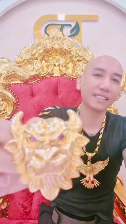 Sự Thật Đằng Sau Cuộc Đời ‘Doanh Nhân’ Phú Lê Và Hậu Quả Pháp Lý