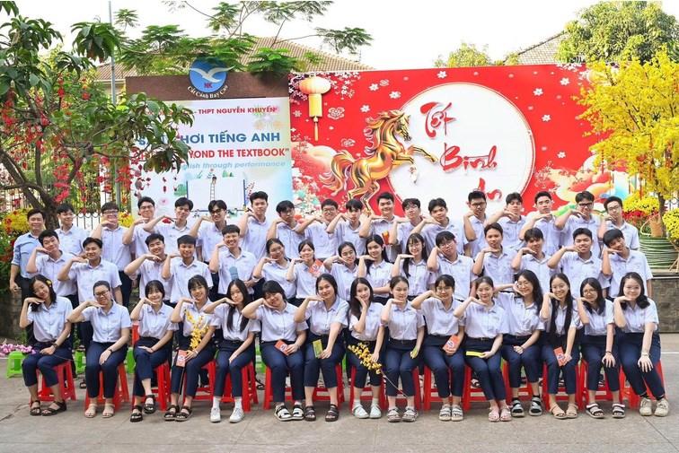 Ngôi trường có nhiều học sinh đỗ trường Y: Phía sau kỷ luật là yêu thương - Ảnh 2.