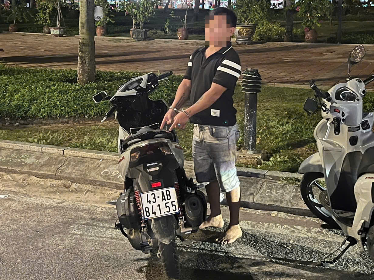 Bắt Giữ Đối Tượng Trộm Cắp Tài Sản Tại Bãi Biển Đà Nẵng