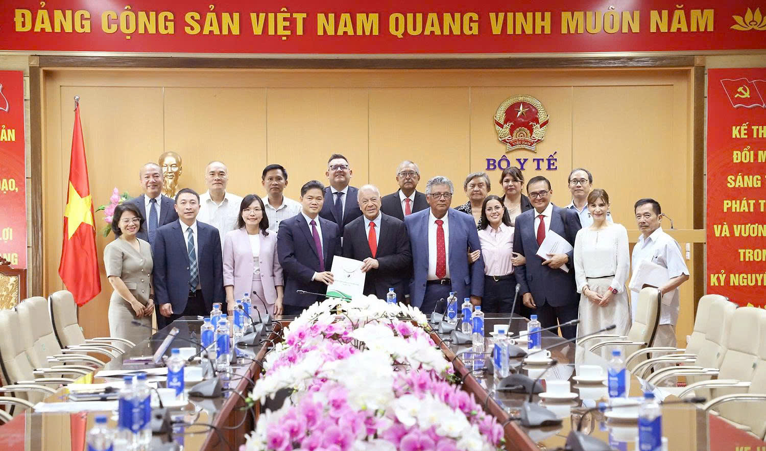Thúc Đẩy Hợp Tác Giữa Việt Nam và Mexico Trong Y Học Cổ Truyền và Châm Cứu