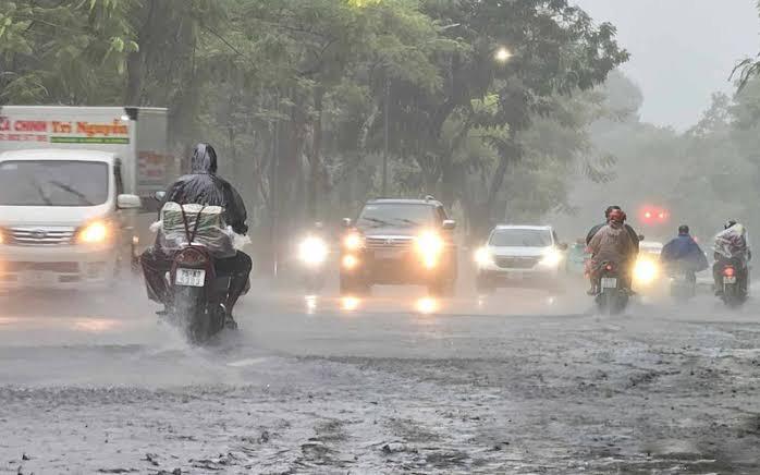 Cảnh Báo Mưa Lớn: Những Tỉnh Thành Đối Mặt Nguy Cơ Từ Ngày 17/8