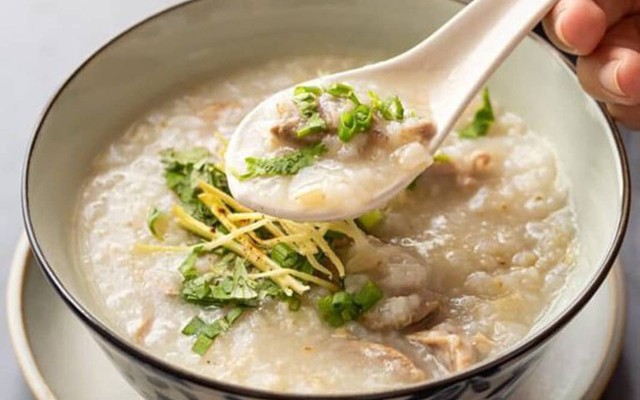 Nước Dừa: Giải Pháp Bổ Sung Dịch Cho Người Bị Sốt Xuất Huyết