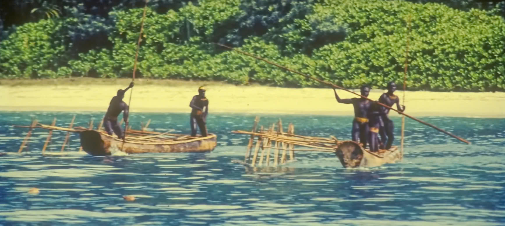 nguoi-sentinelese-17863536302252139928153 Những bộ tộc bí ẩn sống tách biệt với thế giới văn minh- Ảnh 1.