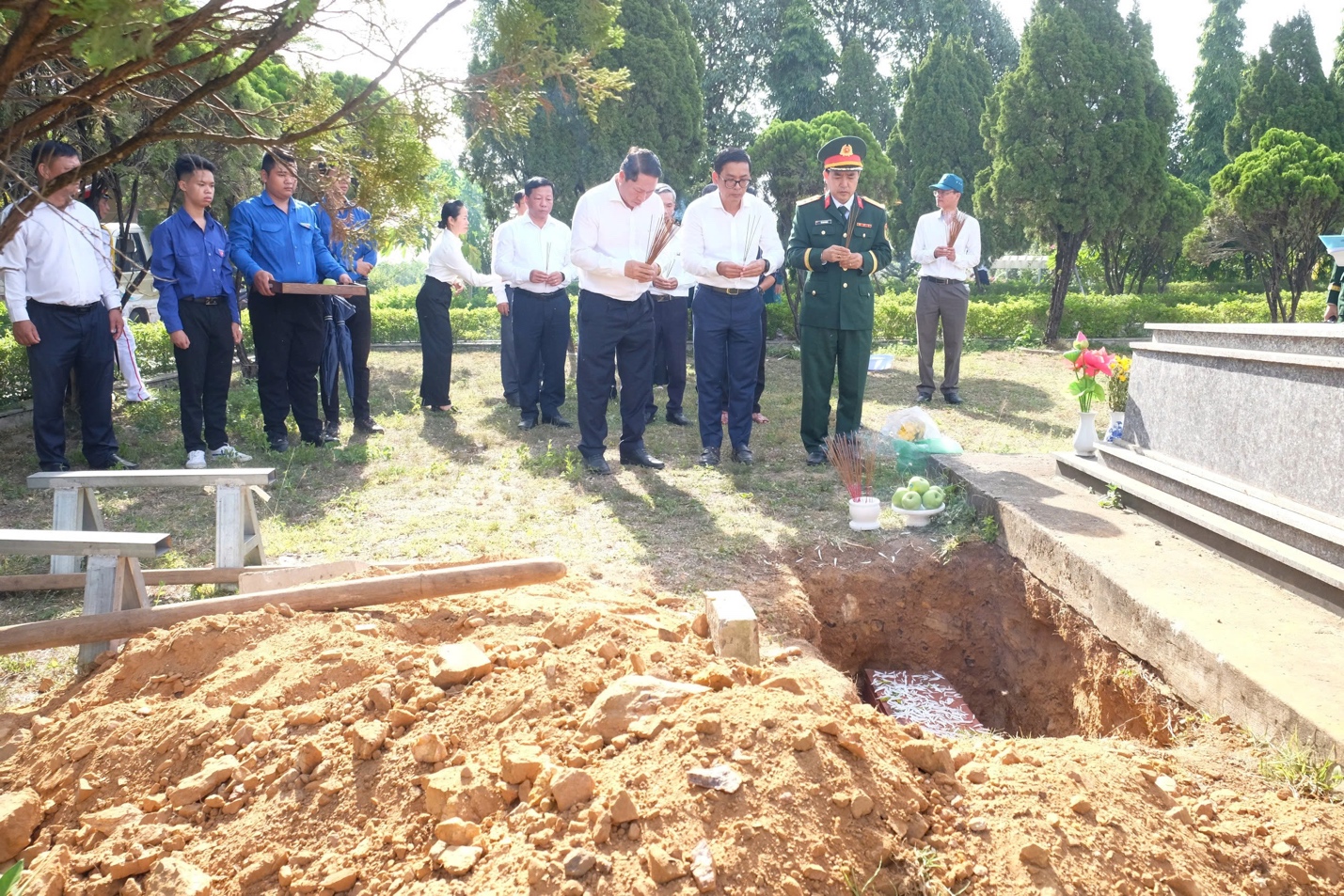 Quy tập 3 hài cốt liệt sĩ ven biển Đà Nẵng