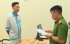 Khám Phá Bí Mật Đằng Sau Chiếc Túi Đỏ Chứa 200 Triệu Đơn Vị Tiền