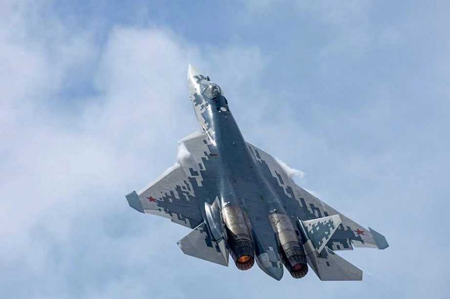 su-57-17857249289191898596517 Tiêm kích Su-57 Nga thể hiện ưu thế tại Ukraine- Ảnh 1.
