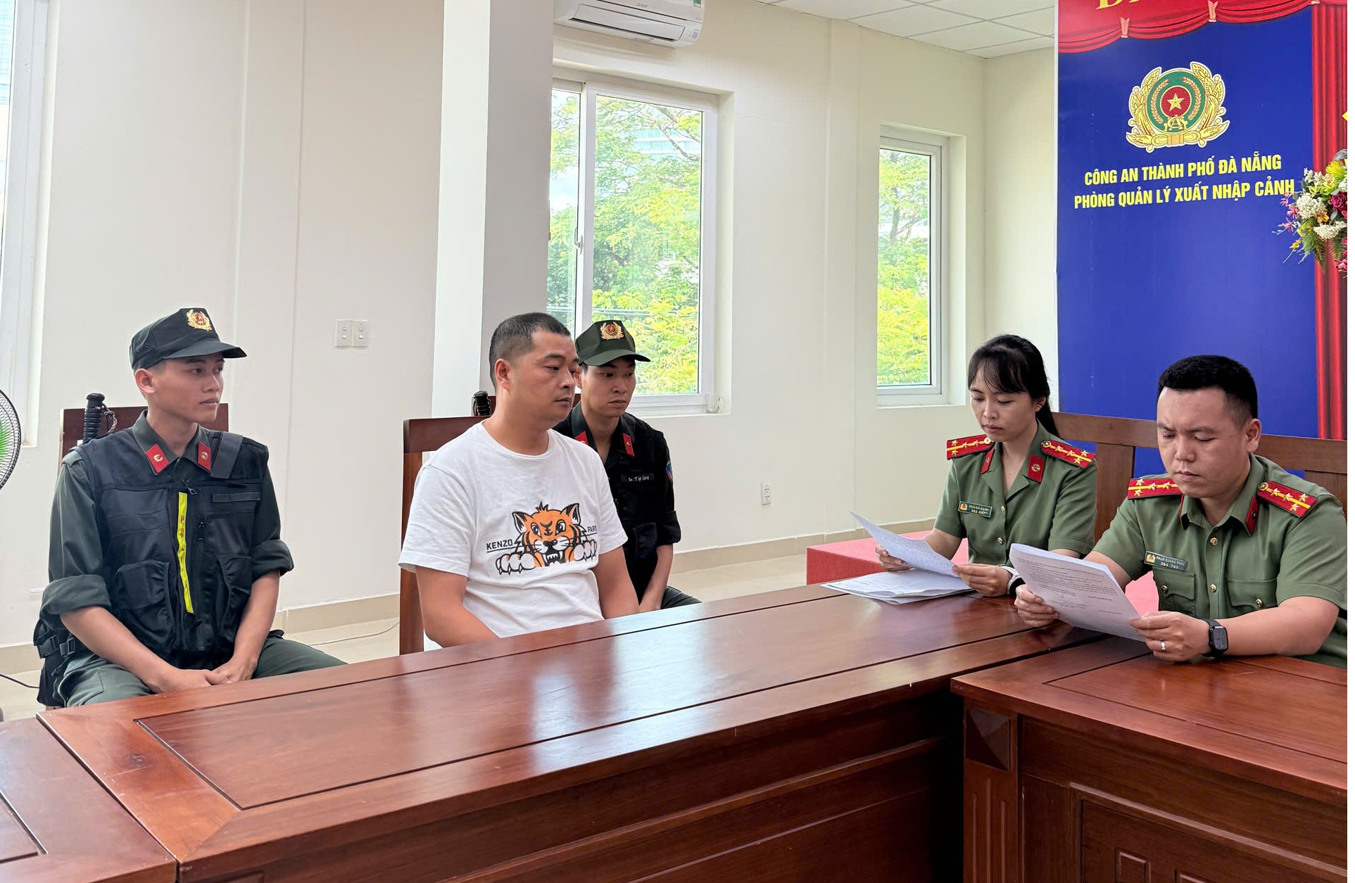 Đà Nẵng: Bắt Giữ Hai Đối Tượng Truy Nã Người Trung Quốc