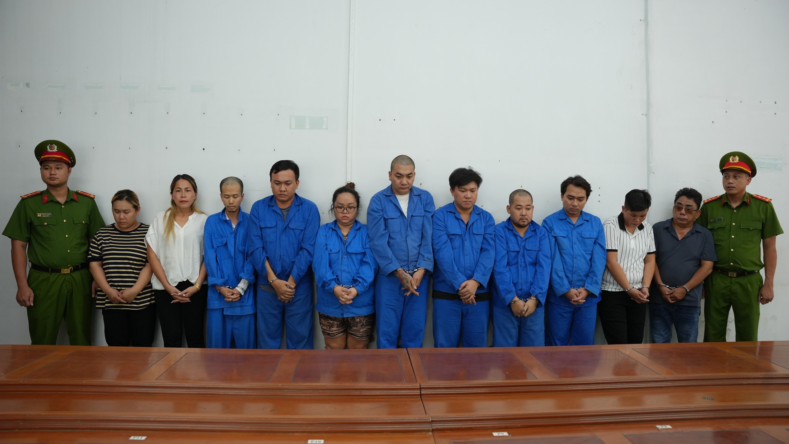 tu-trai-sang-vy-du-tien-huy-ha-trung-khoa-dat-thai-van-dong-17869669749612093649723 TPHCM: Khởi tố 11 đối tượng mua bán thận- Ảnh 2.