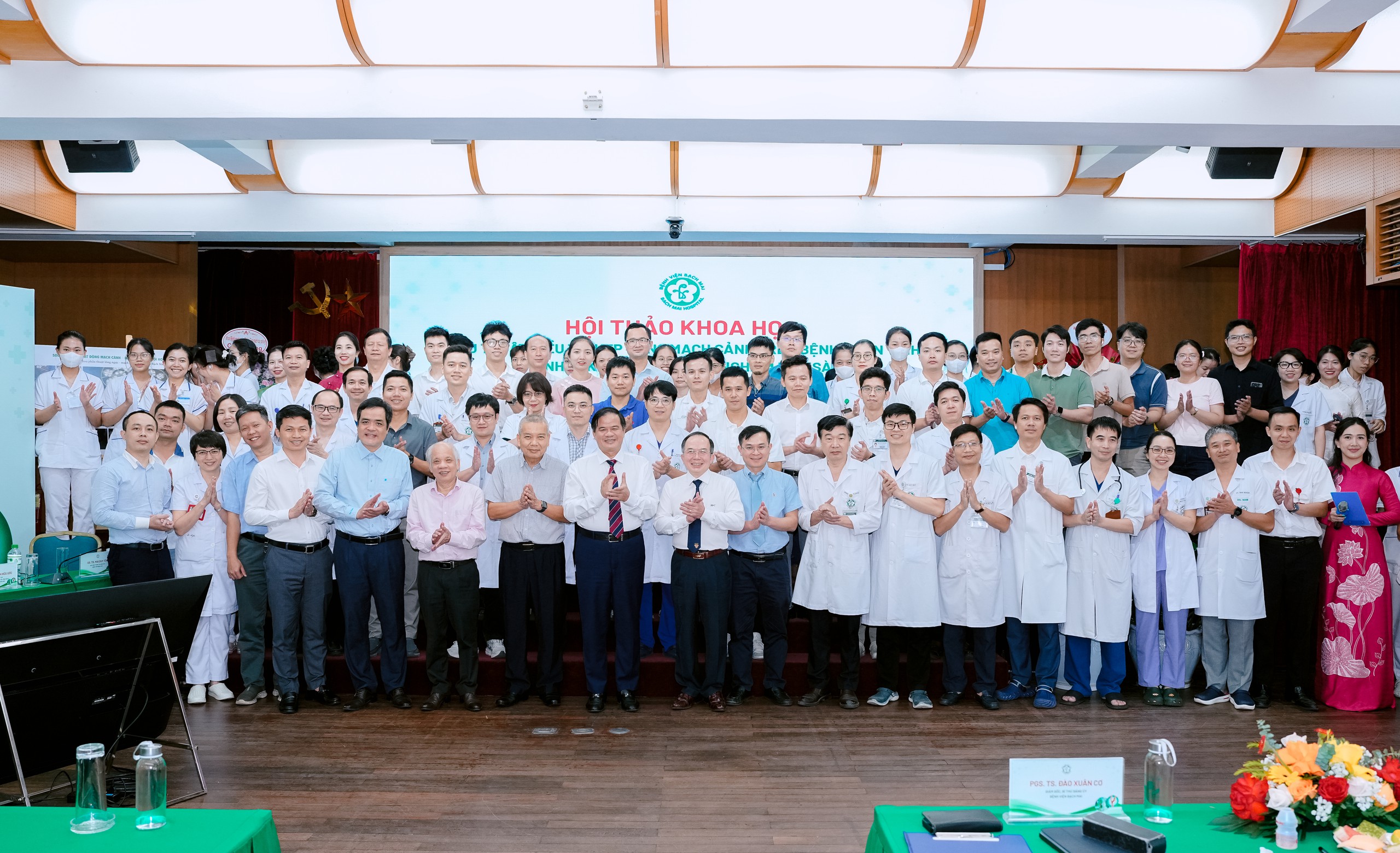 Bệnh Viện Bạch Mai Đạt Mốc Kỷ Lục 500 Ca Phẫu Thuật Động Mạch Cảnh