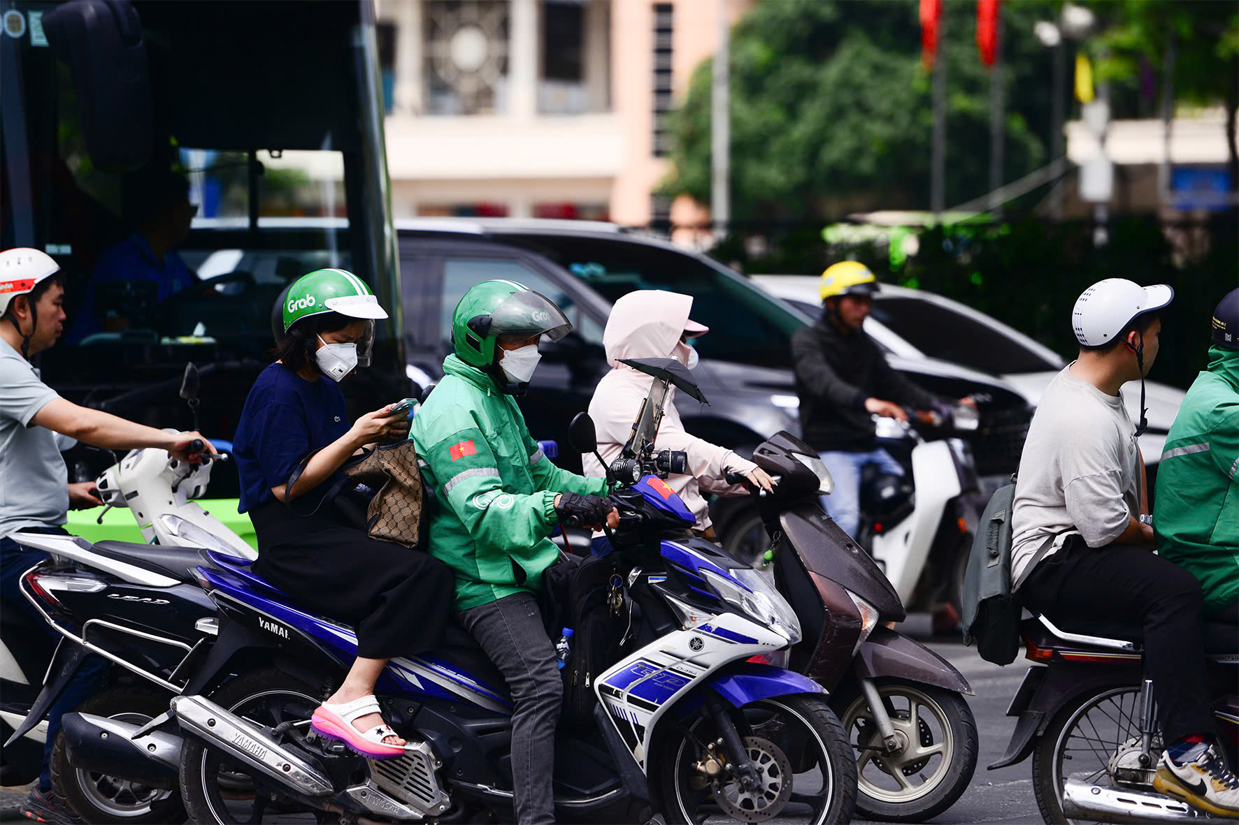 Cảnh Báo Nắng Nóng: Sự Chuyển Biến Thời Tiết Tại Miền Bắc Sắp Đến