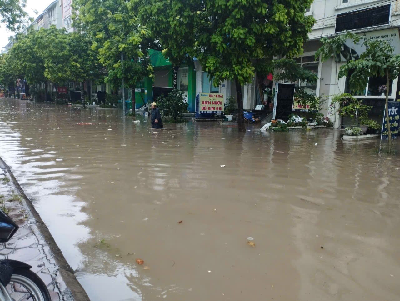 Diễn biến đợt mưa lớn ở miền Bắc từ ngày 21/8 - Ảnh 1.